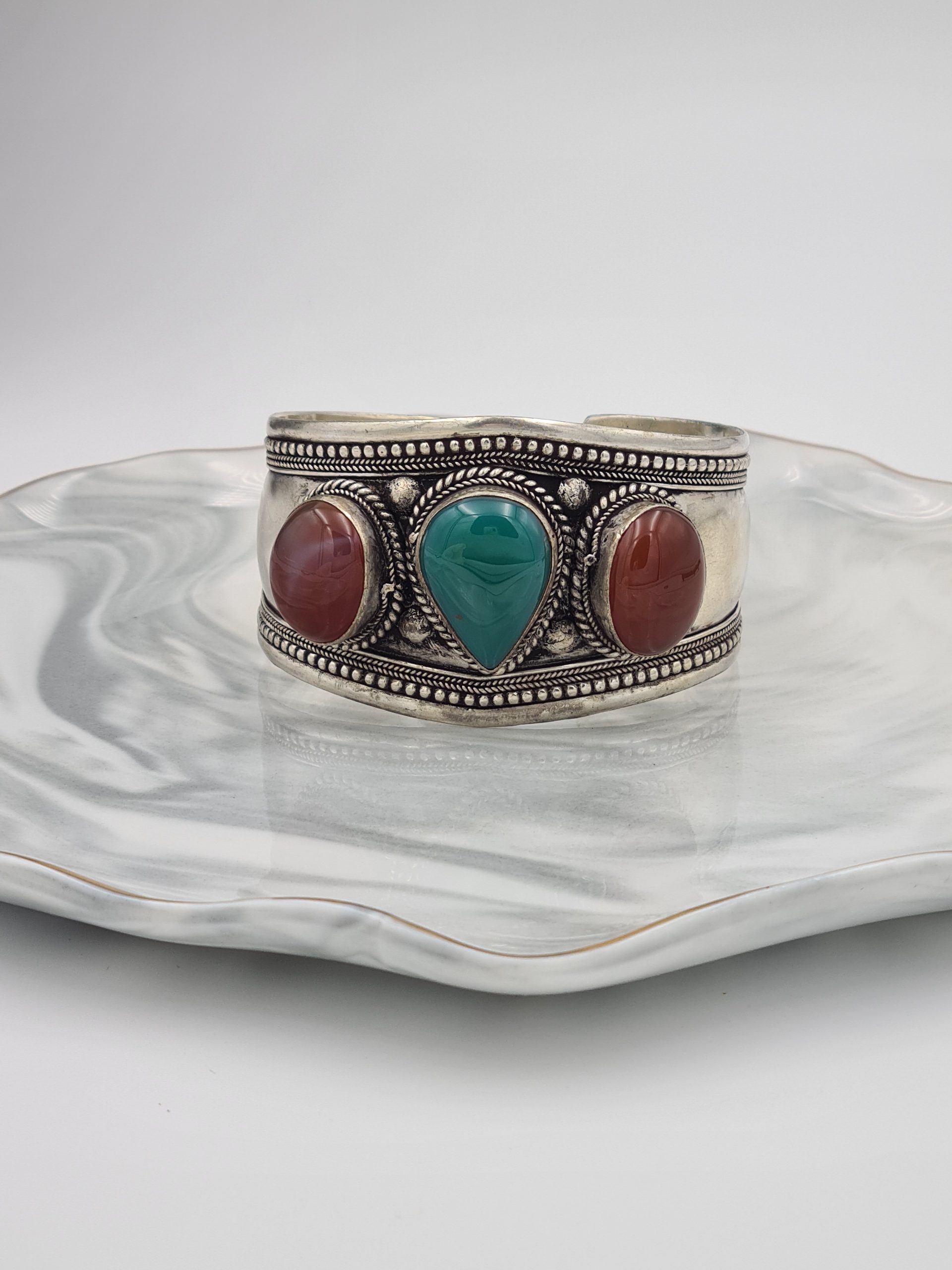 Green Onyx Bangle Bracelet - Image 3