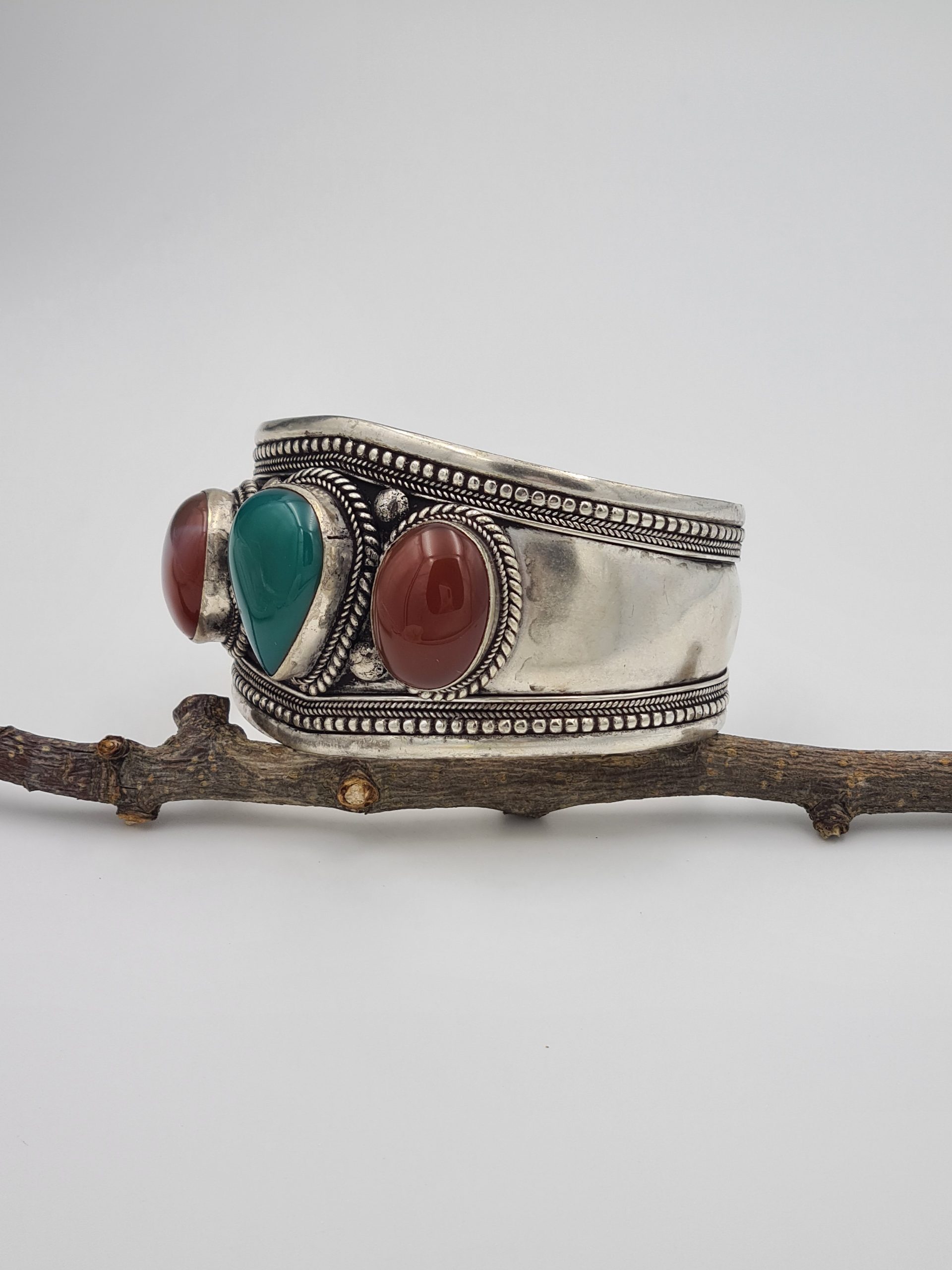 Green Onyx Bangle Bracelet - Image 4