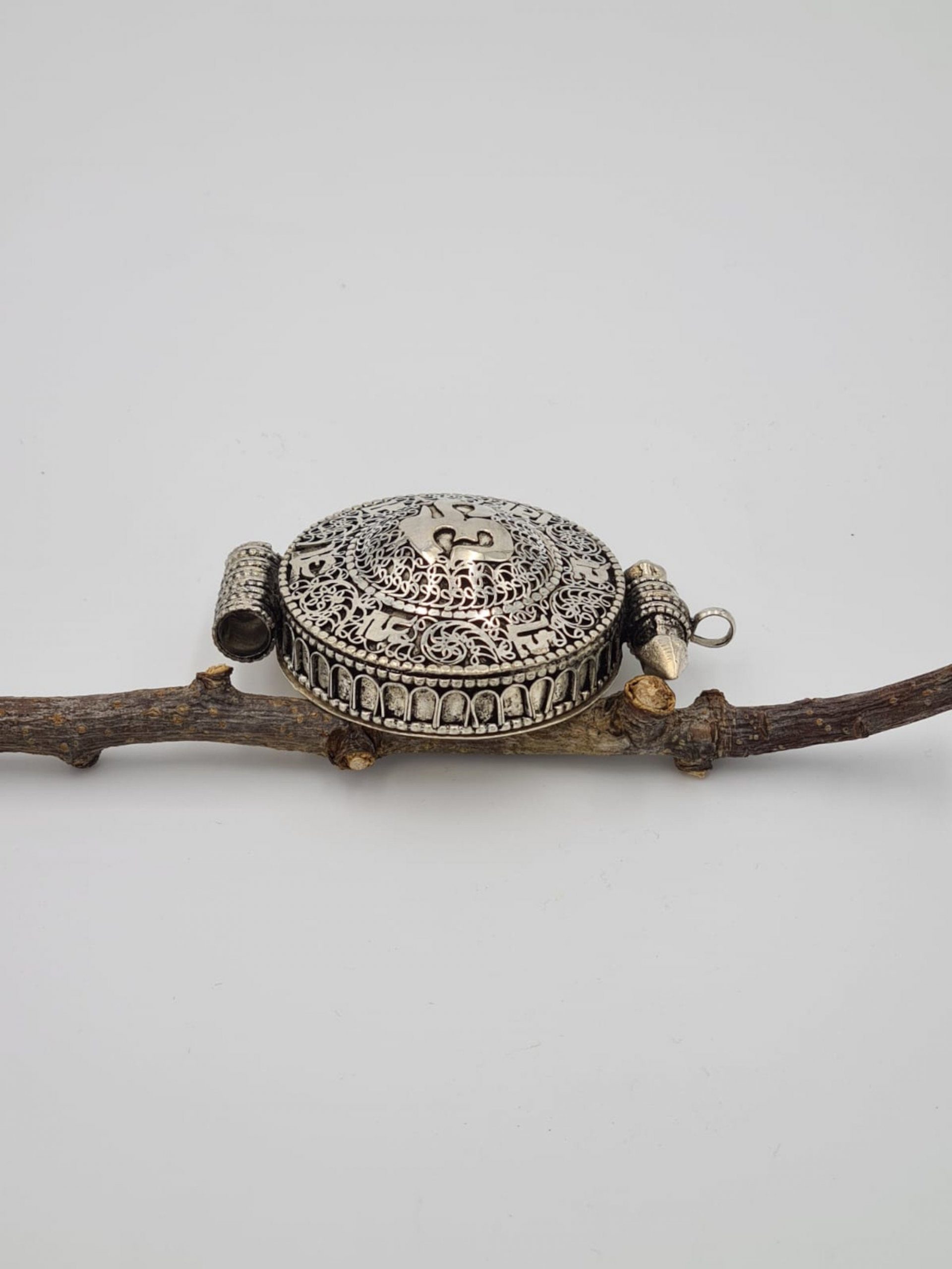 Buddhist Gau Prayer Box Pendant - Image 3