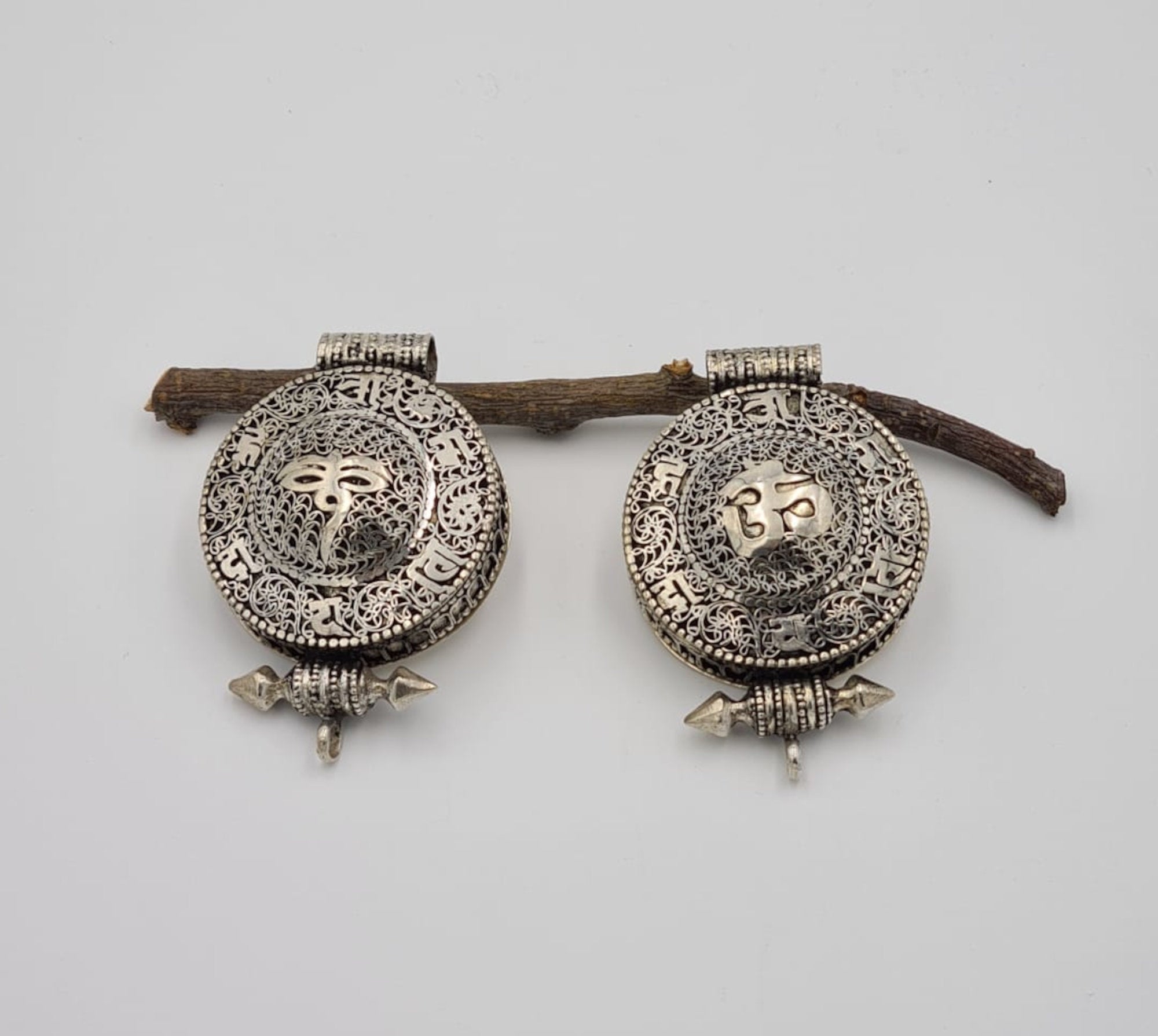 Buddhist Gau Prayer Box Pendant