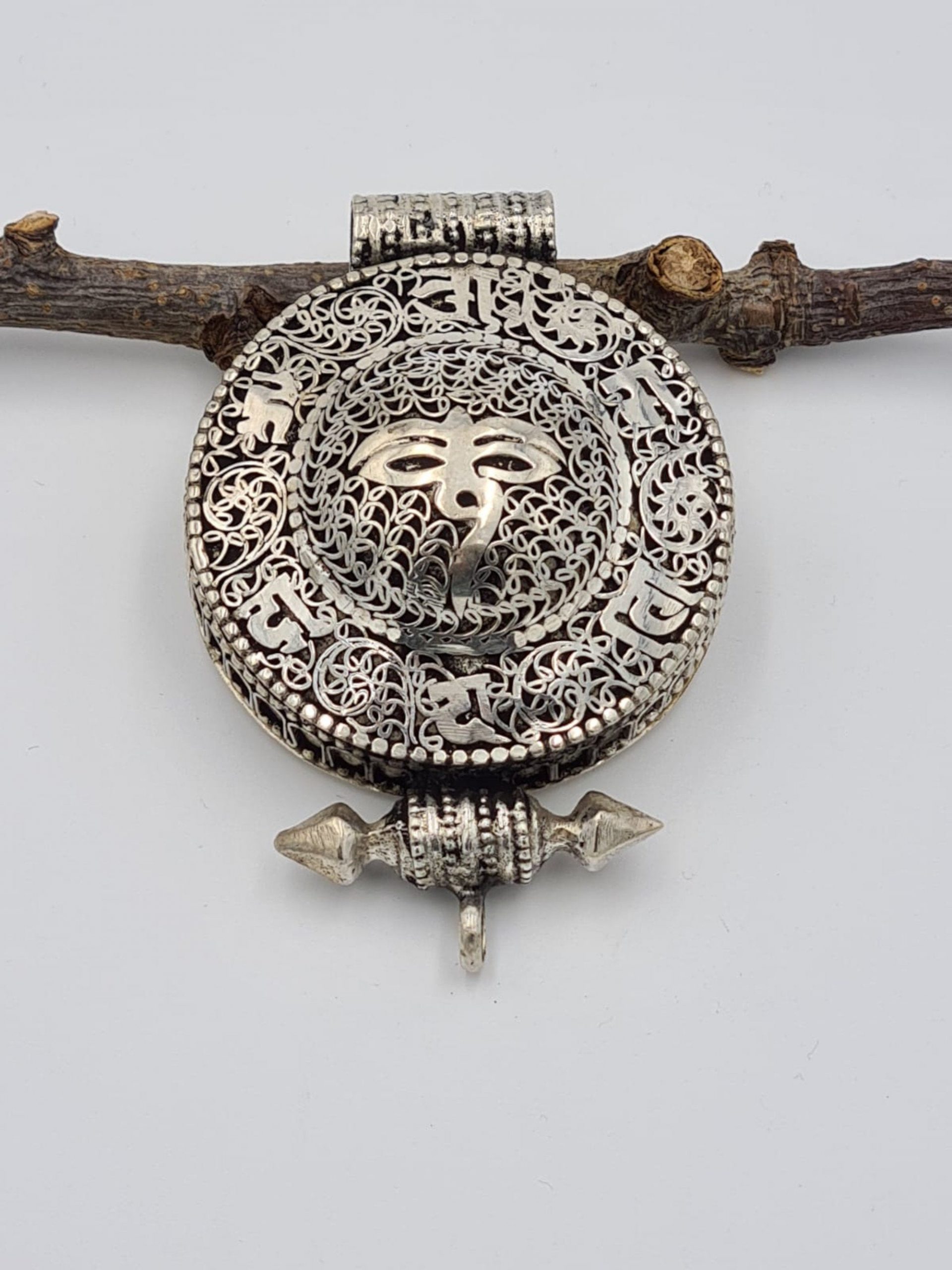 Buddhist Gau Prayer Box Pendant - Image 5